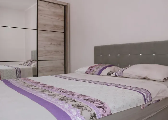 Antunovic Apartment